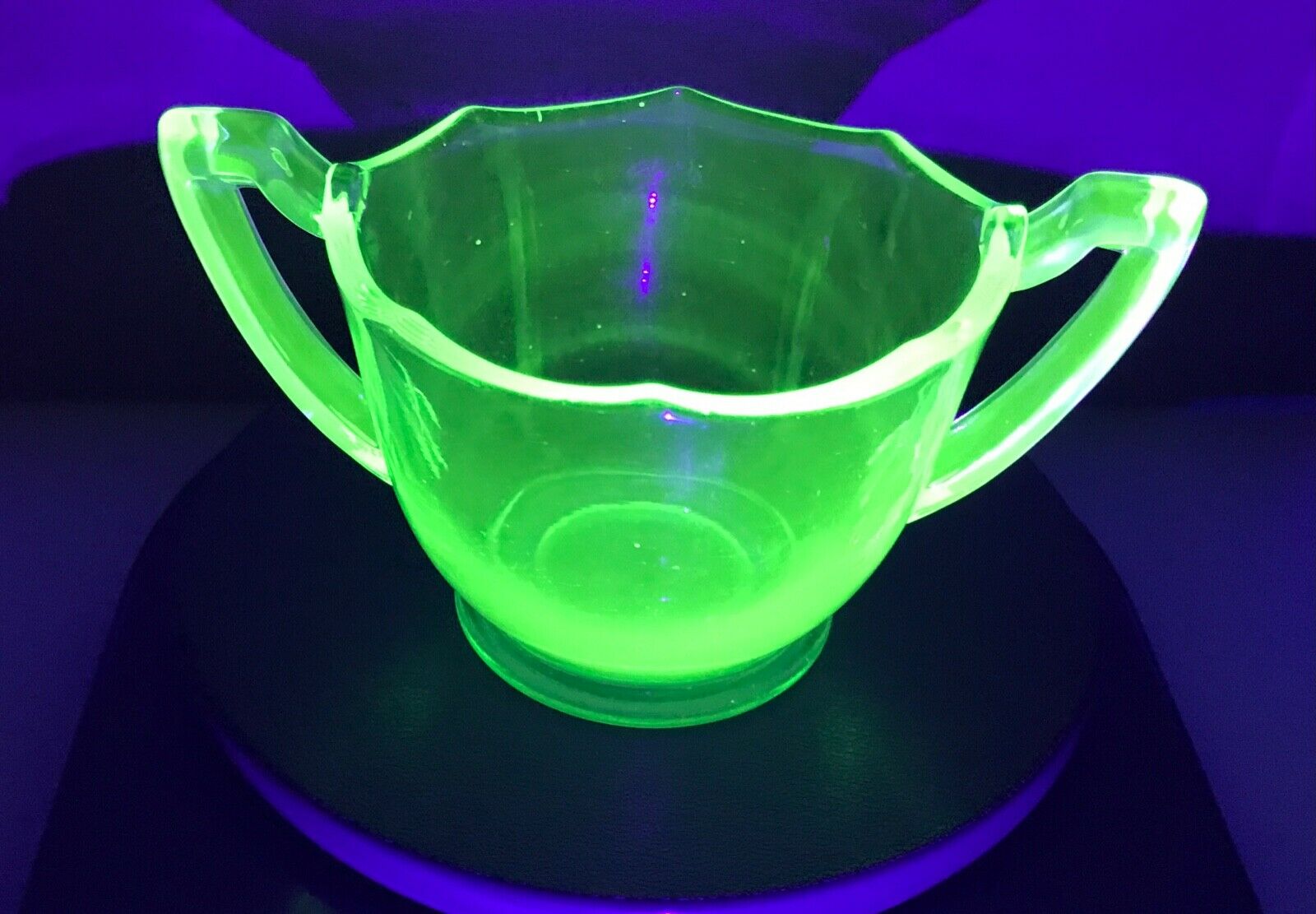 Vintage Vaseline Uranium Green Glass Sugar Bowl, Handles, Depression 1930s