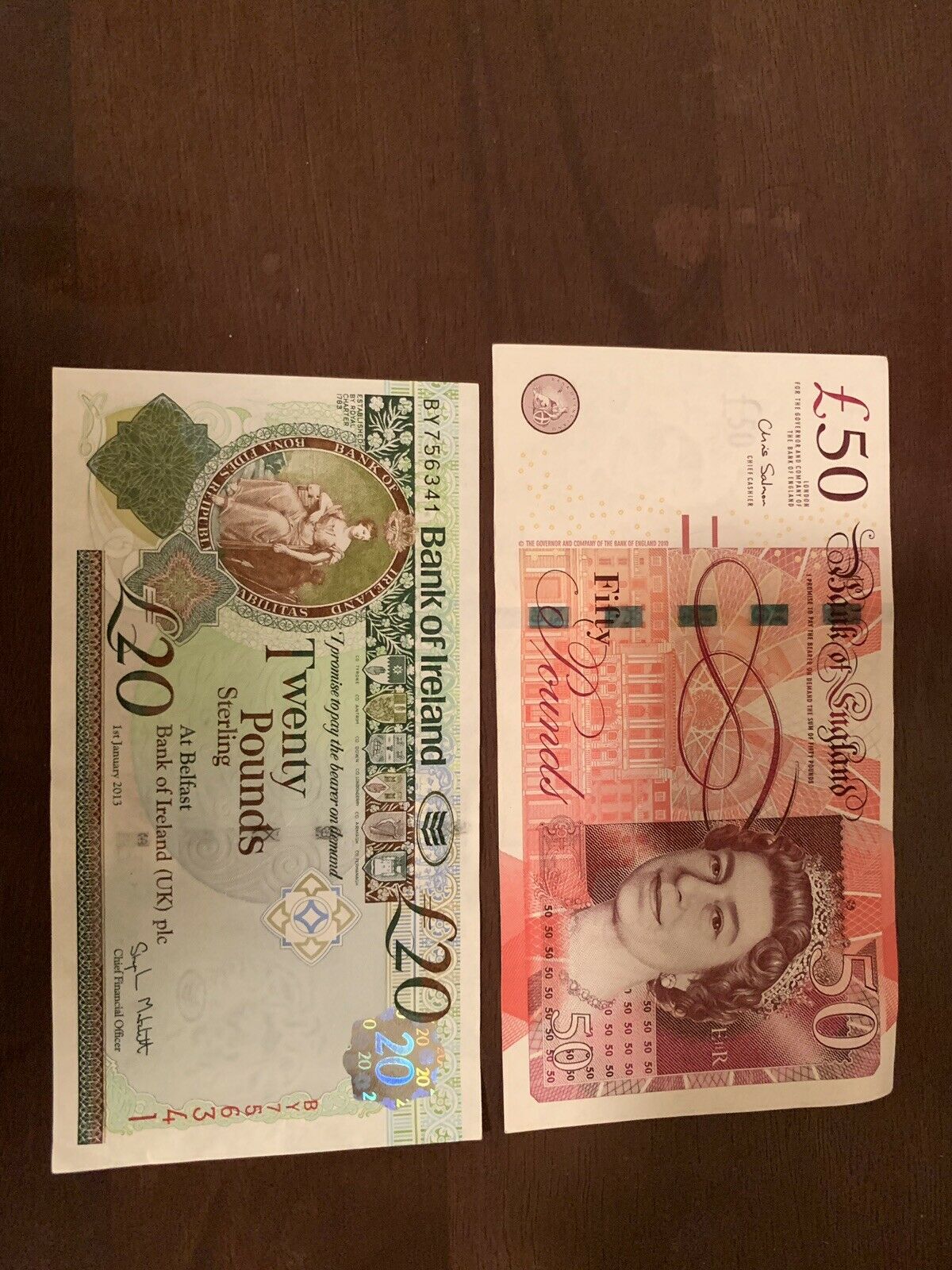 Bank Ireland 20 + 50 England Pounds. 70 Pounds Total. Cir. Banknotes. 2 Notes Dt