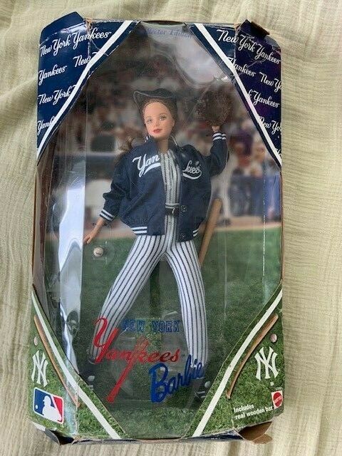 Major League Baseball Yankees 1999 Barbie Doll