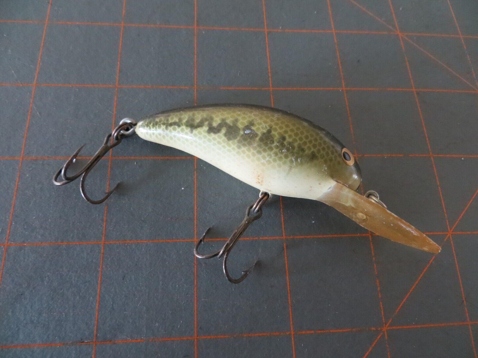 Vintage Texas Bomber A Screwtail - Gold Eye Baby Bass - 3 1/2 Inch