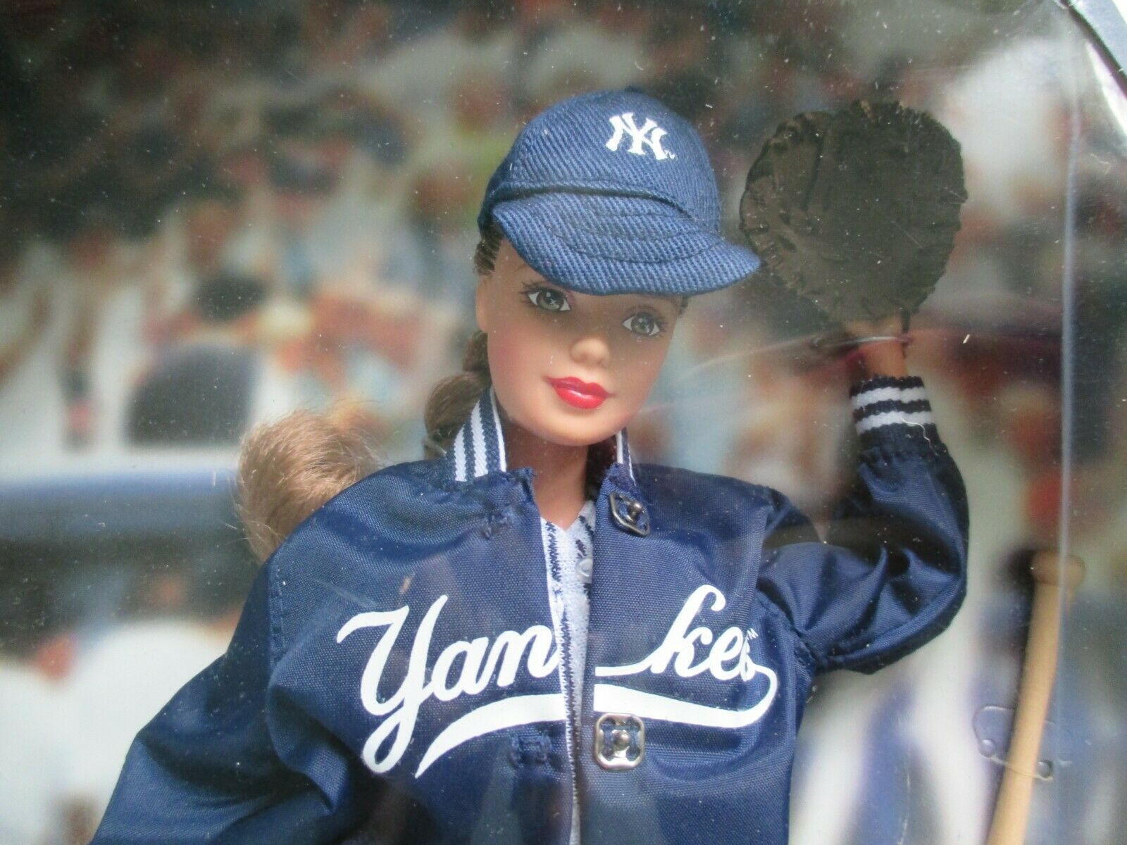 Nib New York Yankees Collector Edition Barbie