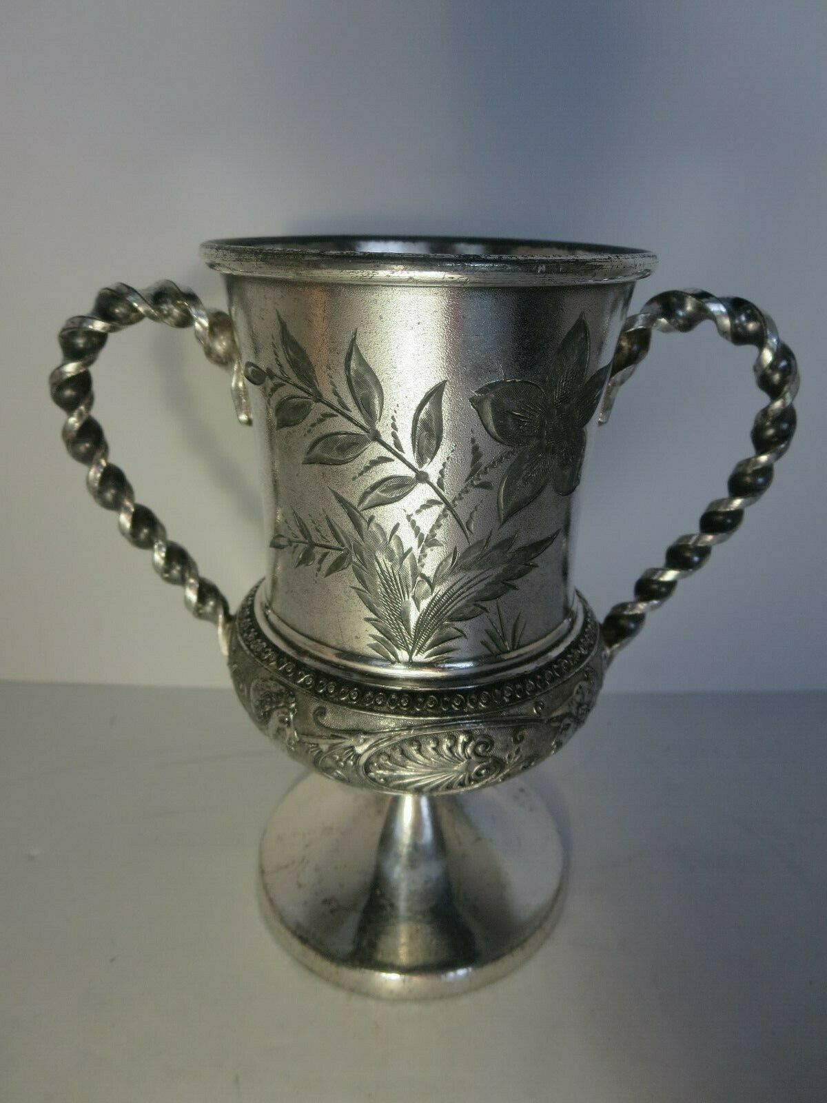 Antique Middletown Plate Co Silver Plate Chalice Urn Trophy Cup B. C. Gilt
