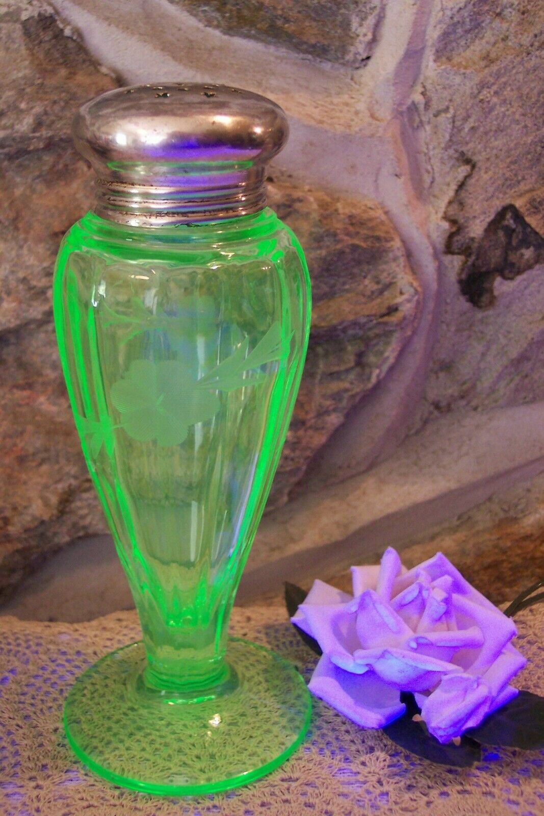Vintage Antique Green Depression Vaseline Etched Sugar Shaker Jar 6.5" Glows